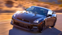  Nissan GT-R Track Edition     